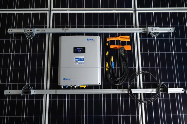 Kit solar fotovoltaico con inversor 3kW